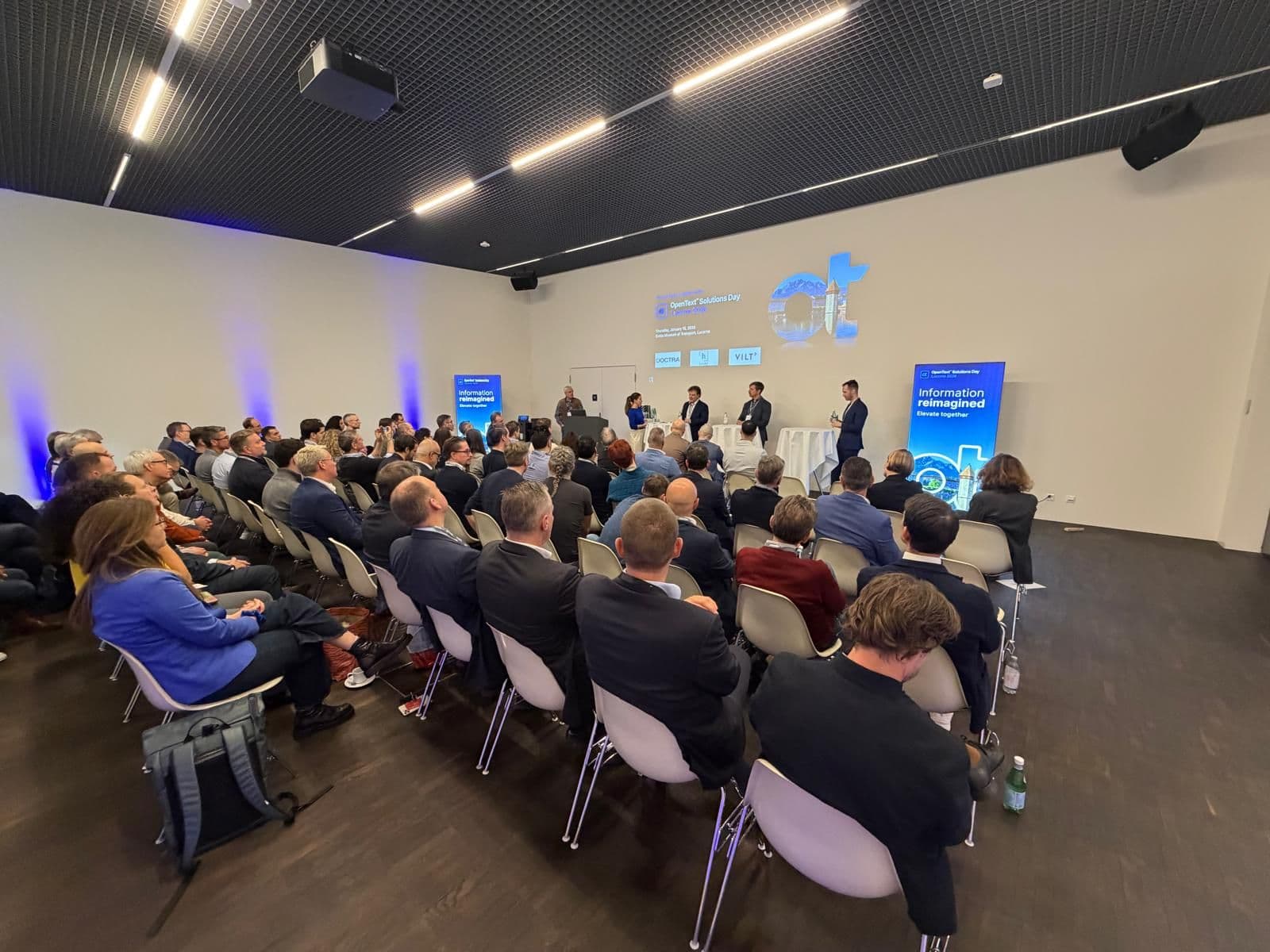 Rückblick: OpenText Solutions Day im Verkehrshaus Luzern - Gallerie Bild 2